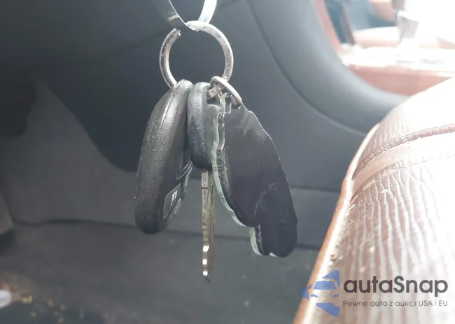 1G8ZV57778F149727: 43291707