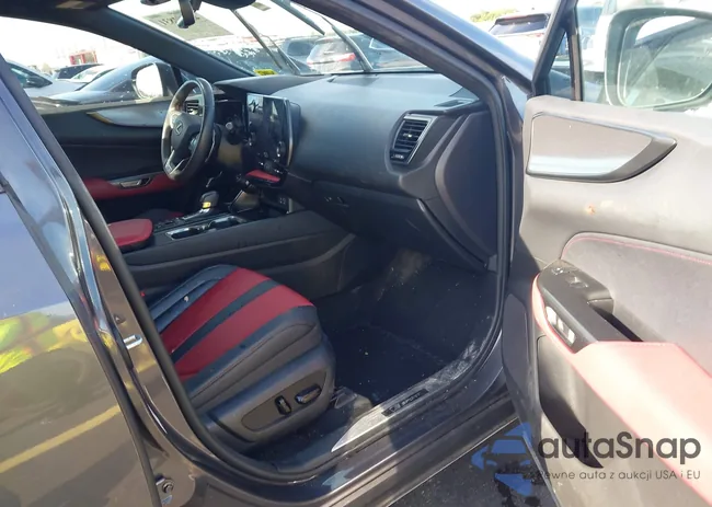 2T2KGCEZ0NC016060: 43292831