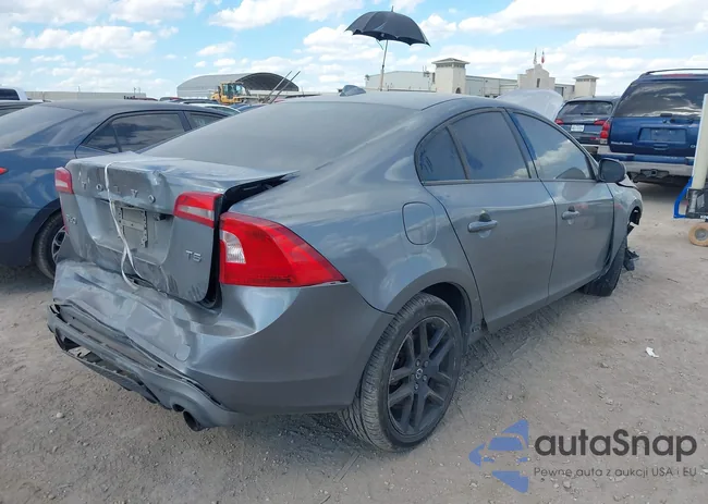 YV126MFL7H2420929: 43292833