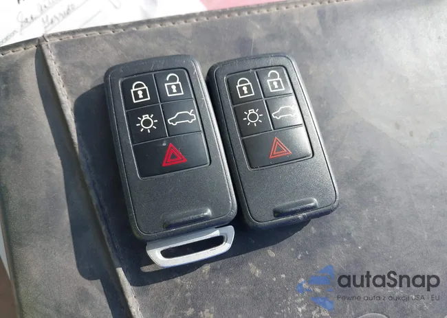 YV126MFL7H2420929: 43292833