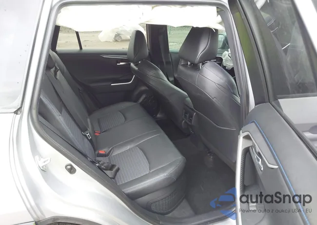 2T3EWRFV2KW025640: 43292842