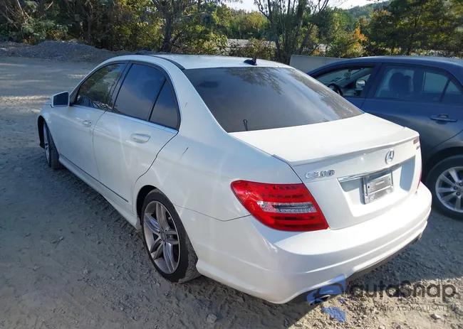 WDDGF8BB5CR230133: 43292860