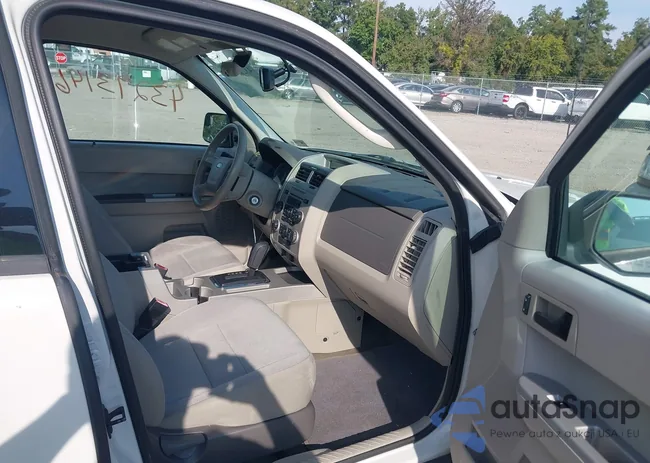 1FMCU0D7XBKB82737: 43293146