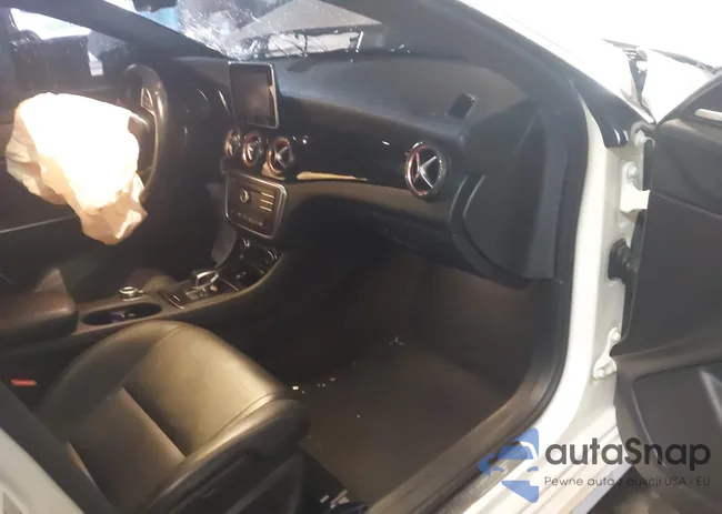 WDDSJ5CB9FN218569: 43293381