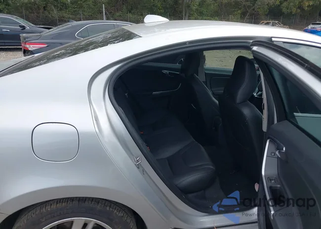 YV126MFK4F1343110: 43292498