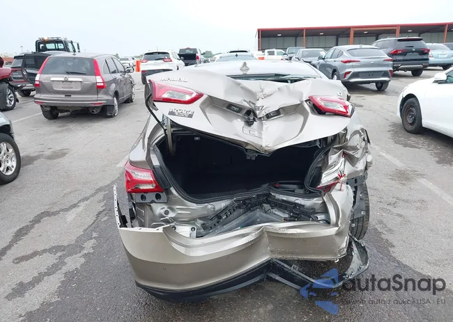 1G1ZE5ST9SF100524: 43292563