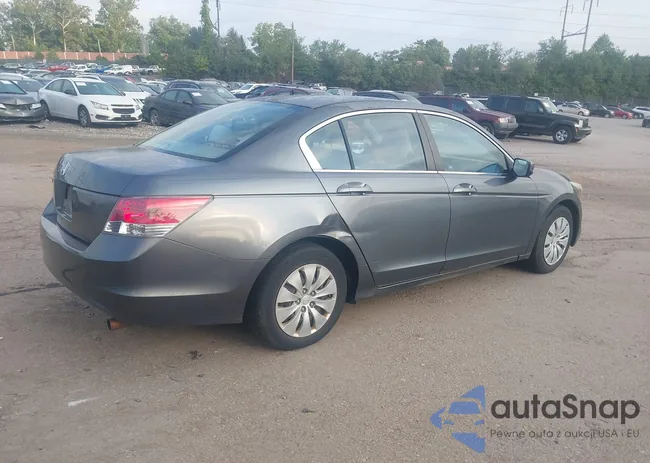 1HGCP26398A047721: 43292712