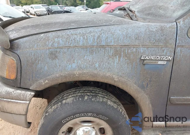 1FMPU18LX2LA76538: 43292738