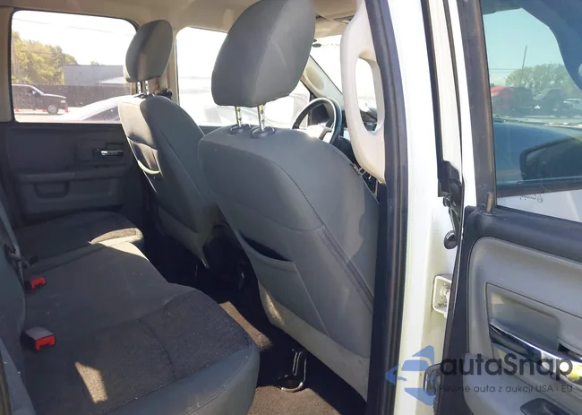 1C6RR7GG1JS228966: 43292753