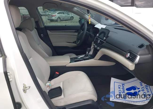 1HGCV1F17KA047397: 43293818