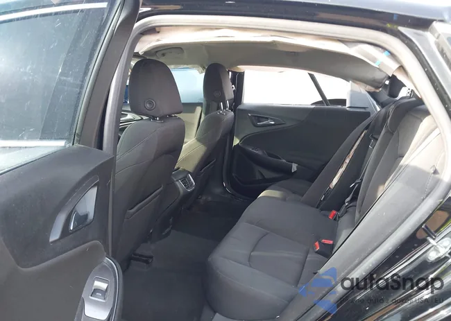 1G1ZD5ST2LF136592: 43294070