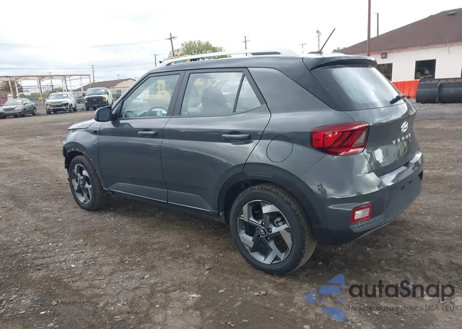 KMHRC8A33RU339049: 43293529