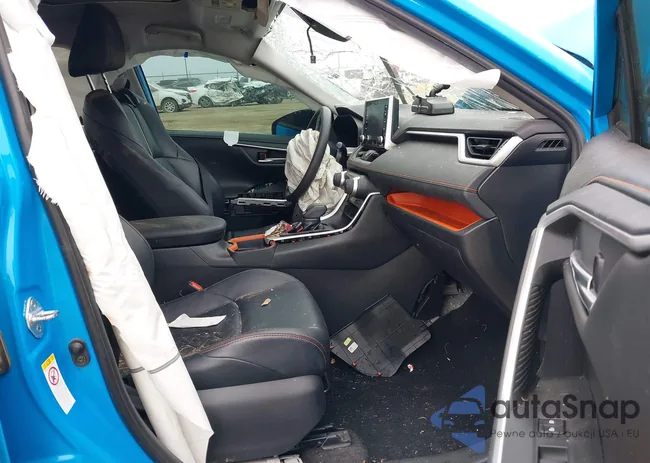 2T3J1RFV0KW005044: 43293696