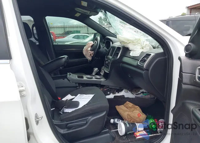 1C4RJEAG2JC438306: 43293755