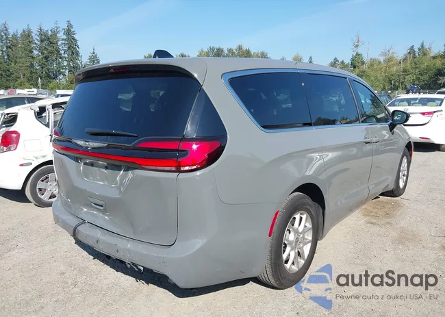 2C4RC1BG1SR562061: 43293782