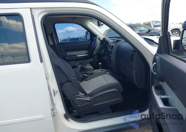 1D8GU58K48W145221: 43294818