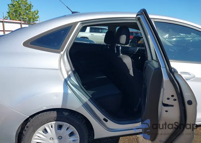 3FADP4AJ6HM121531: 43294823