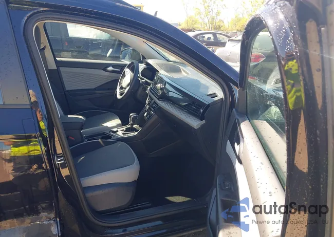 3VV8X7B27RM049228: 43295034