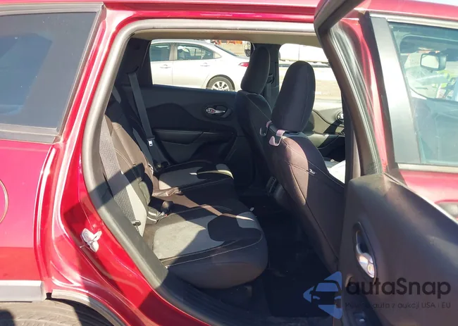 1C4PJMAB8EW145388: 43295091