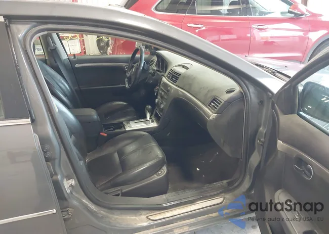 1G8ZV57747F210983: 43295306