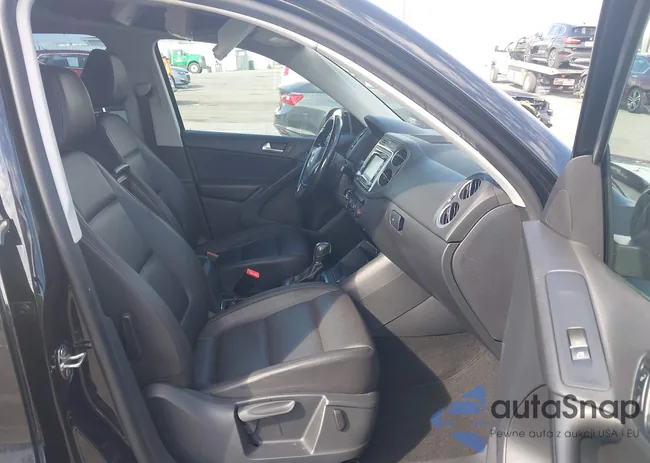 WVGAV7AX6DW545208: 43294432