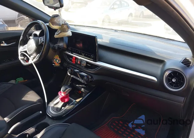 3KPF54AD0PE557853: 43294483