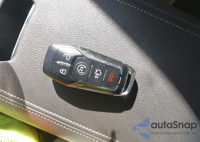 3LN6L2G90DR815656: 43294485