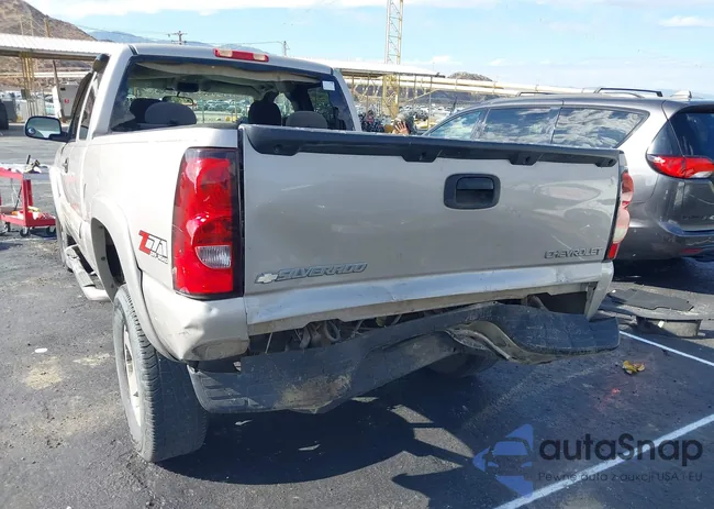 1GCEK19T85E210553: 43294529