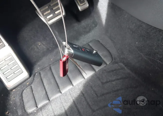 3VV3B7AX5MM047864: 43294547