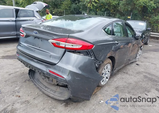 3FA6P0G70LR161886: 43294549