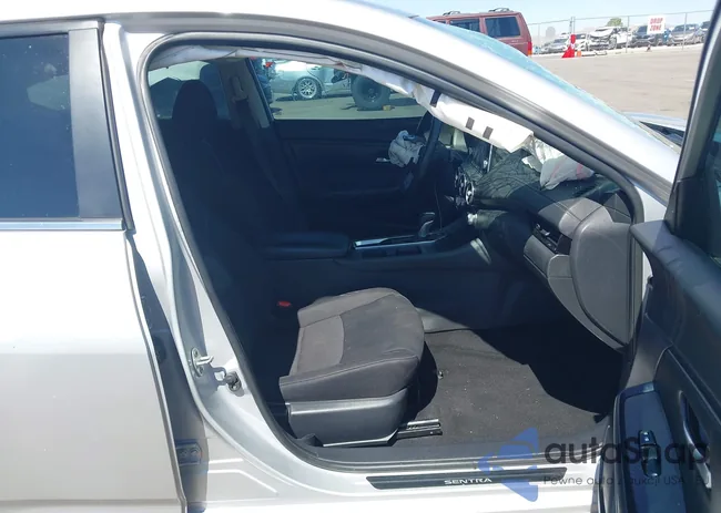 3N1AB8CV0MY267058: 43294553