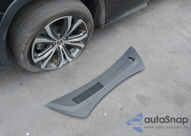 5YJ3E1EB6NF357593: 43294565