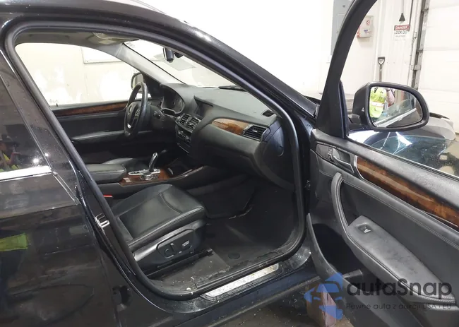 5UXWX9C51G0D64084: 43294574