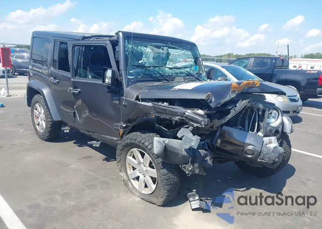 1C4HJWEG4GL158231: 43295859