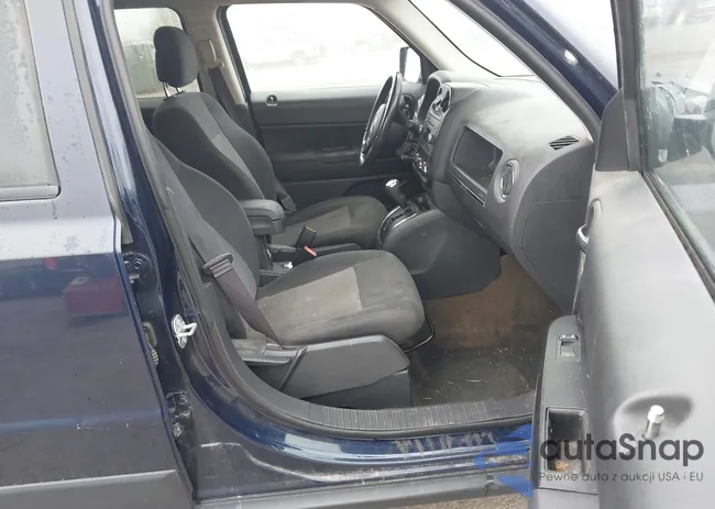 1C4NJRFB5GD767605: 43295924