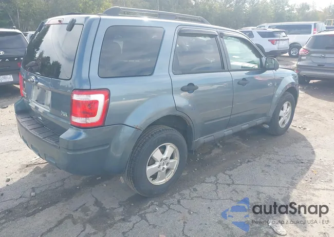 1FMCU9D72CKB37717: 43296001