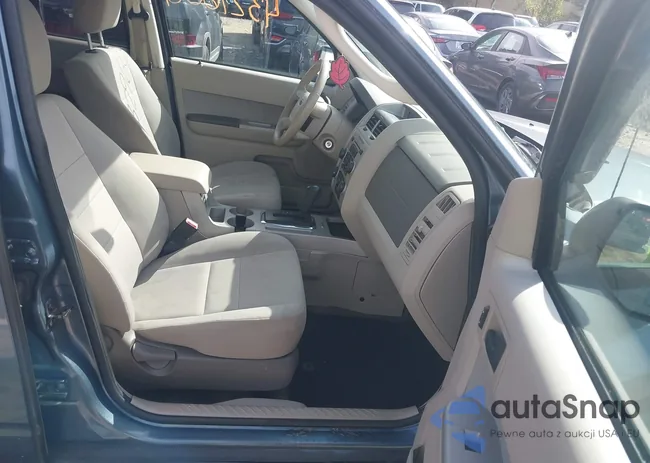 1FMCU9D72CKB37717: 43296001