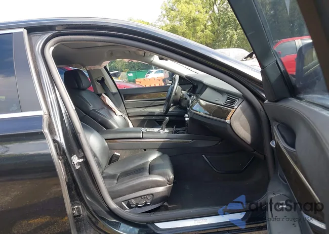 WBAKC8C5XCC437820: 43296047