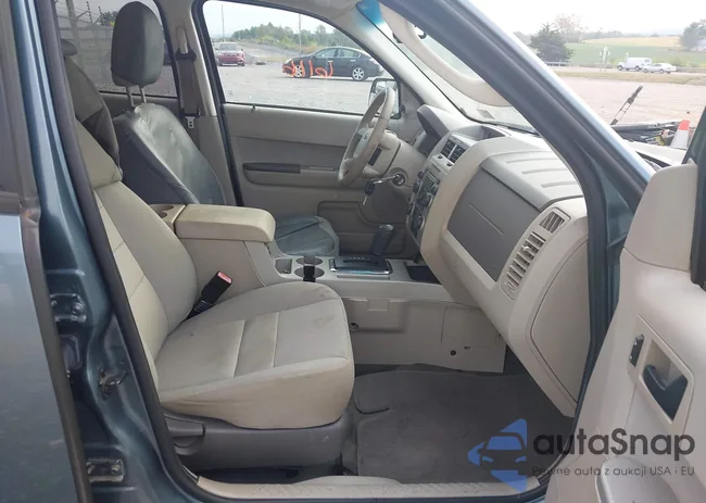 1FMCU9D74CKB81685: 43296116