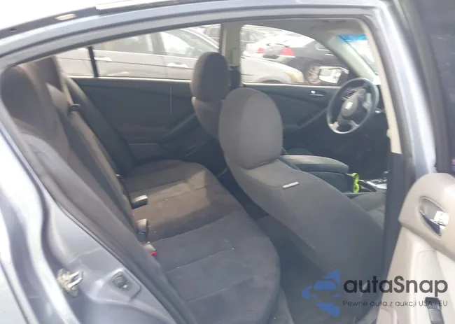 1N4AL2AP2CN461863: 43296361