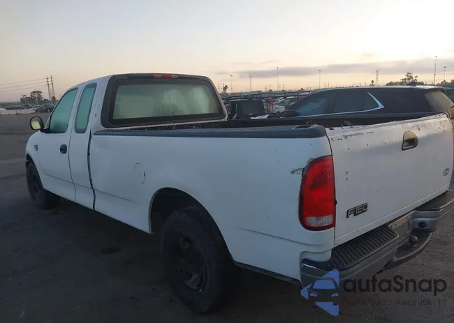 1FTRX17W51KF71833: 43295412