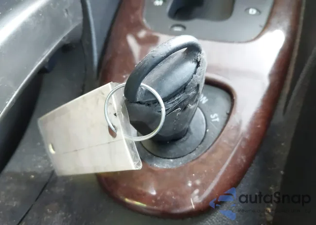 YS3FD49Y171143079: 43295558