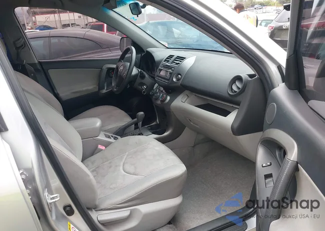 JTMZF4DV6CD032029: 43295663