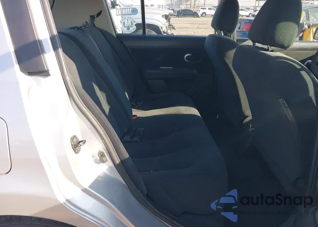 3N1BC1CP4BL408914: 43295729