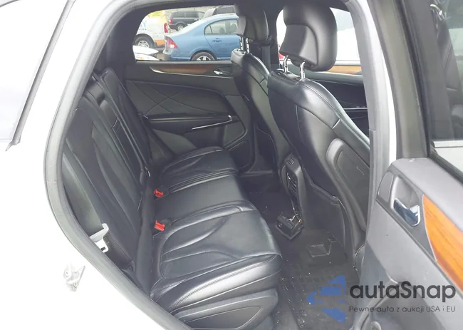 5LMCJ3D97HUL28646: 43296861