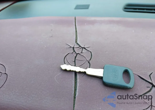 2MELM74W7PX682829: 43296990