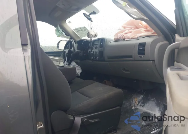 1GCNKPE05BF203872: 43296991