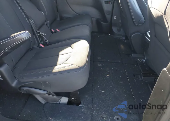 2C4RC1FG6MR561436: 43297150