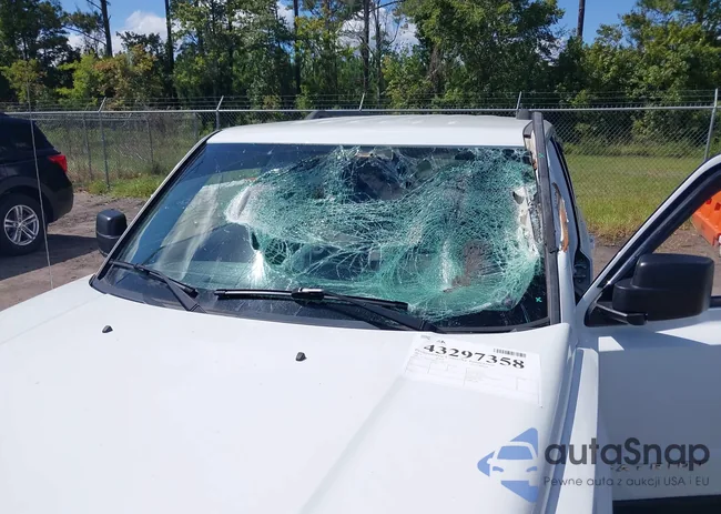 1C4NJPFBXFD118675: 43297358