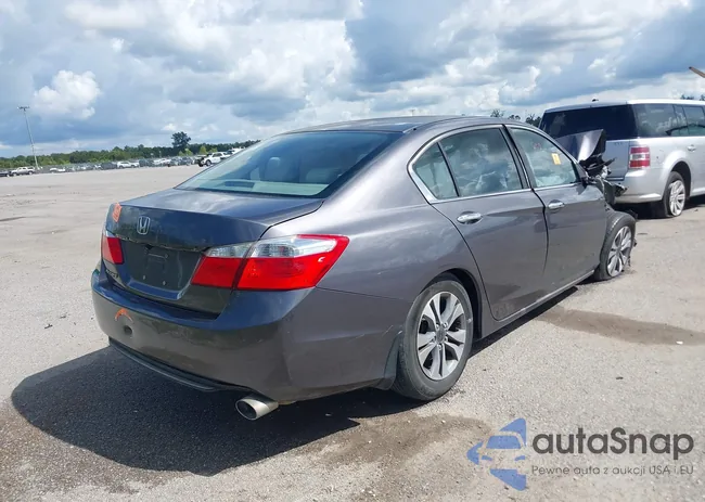 1HGCR2F39EA246032: 43297373